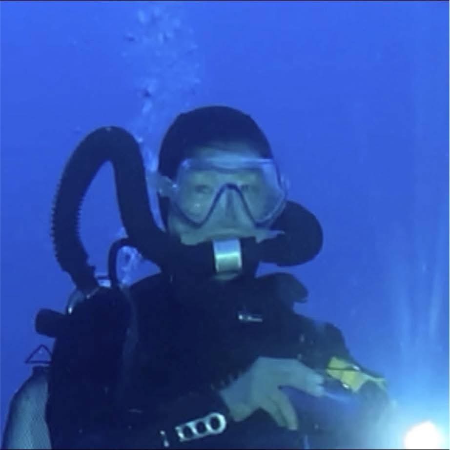 Siu-Kwan Han diving